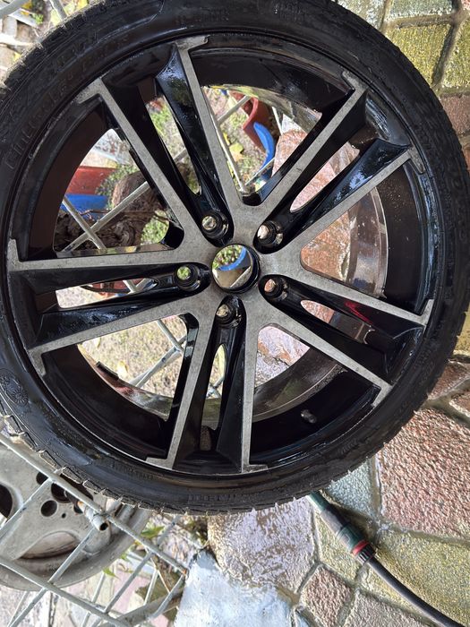 Roti 5x112 r18 cu cauciucuri all seson