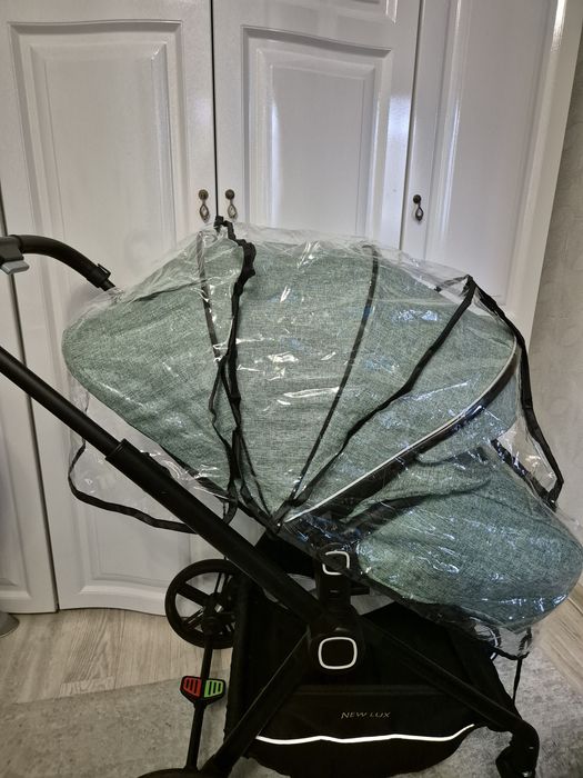 Продам коляску..