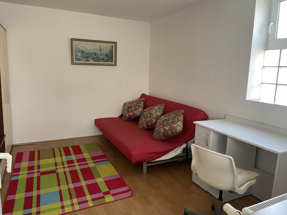 Inchiriez garsoniera la casa pentru o eleva sau studentă