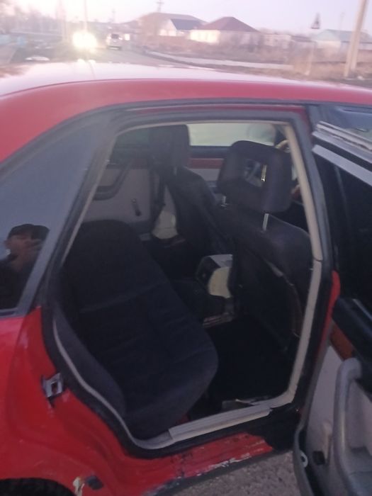 Продам ауди 100 с4