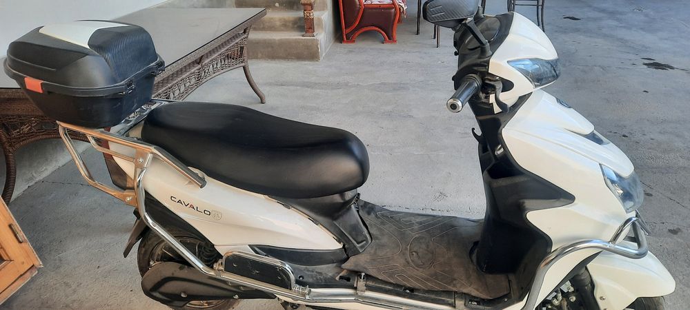 Элетро сккутер сотиади