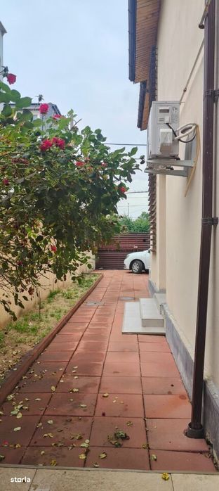 Vila 4 camere si terasa - Metrou Dimitrie Leonida