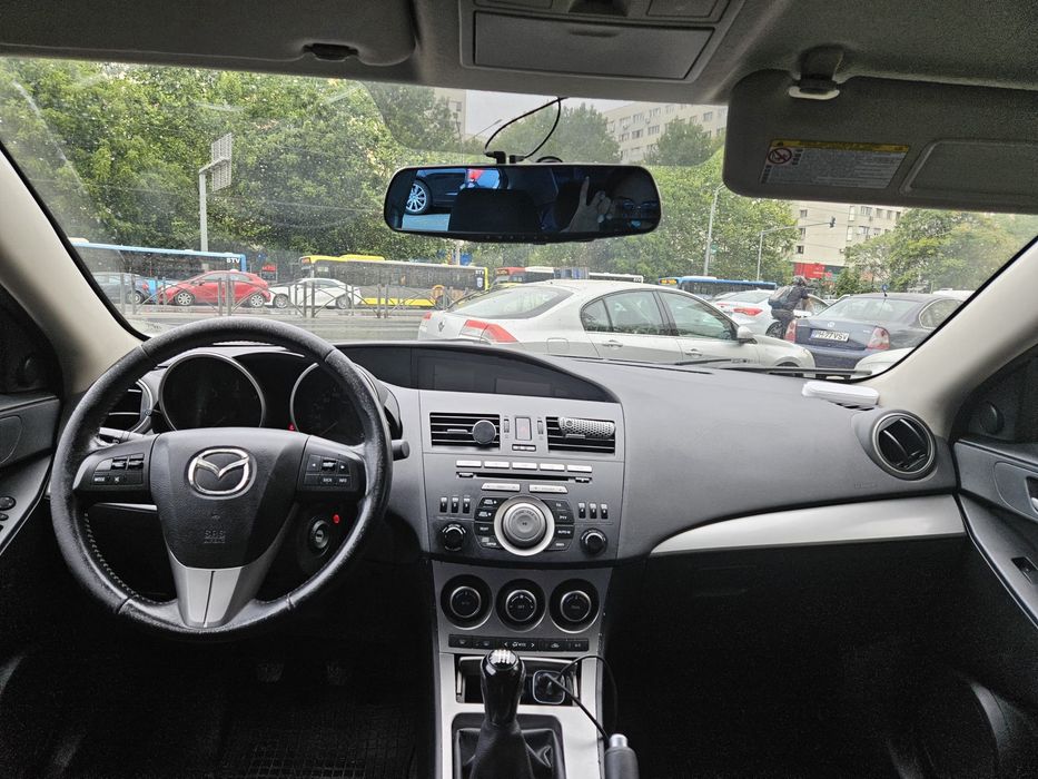 Mazda 3, 2011, 1.6 disel, 115 cp - Avariată, de vânzare