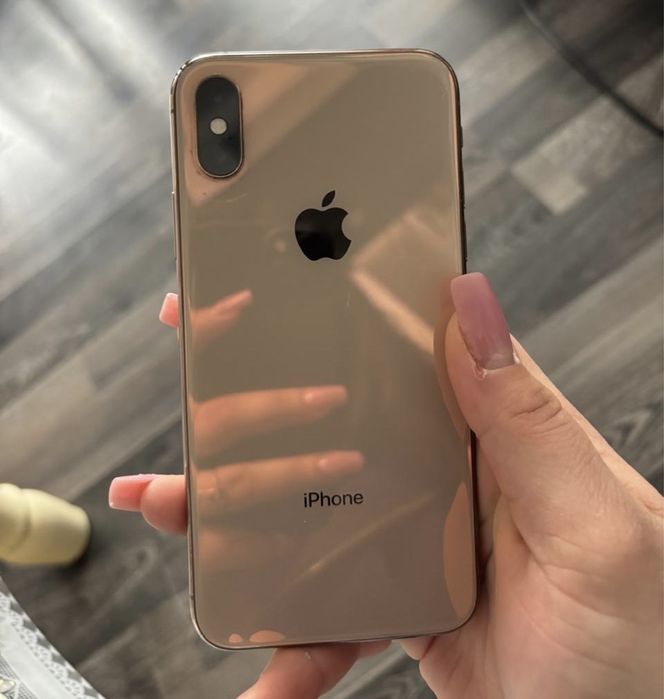 Продам Iphone xs, 64gb памяти