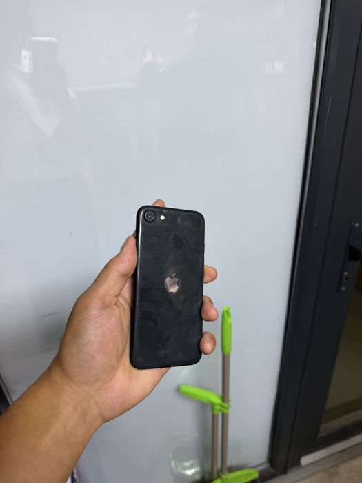Iphone Se 2020 память 128гб