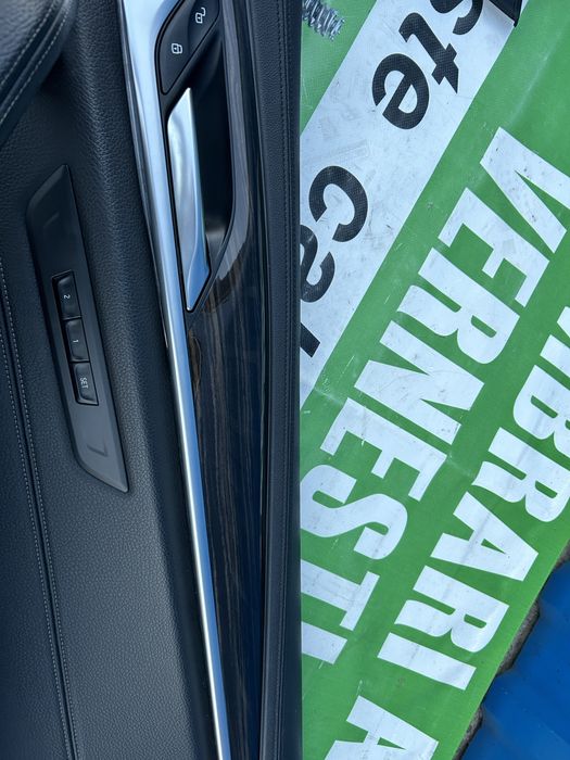 Trim ușă interior  dreapta față BMW G30