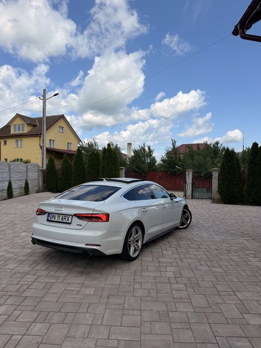 Audi A5 S-line 2017 2.0 tfsi 252