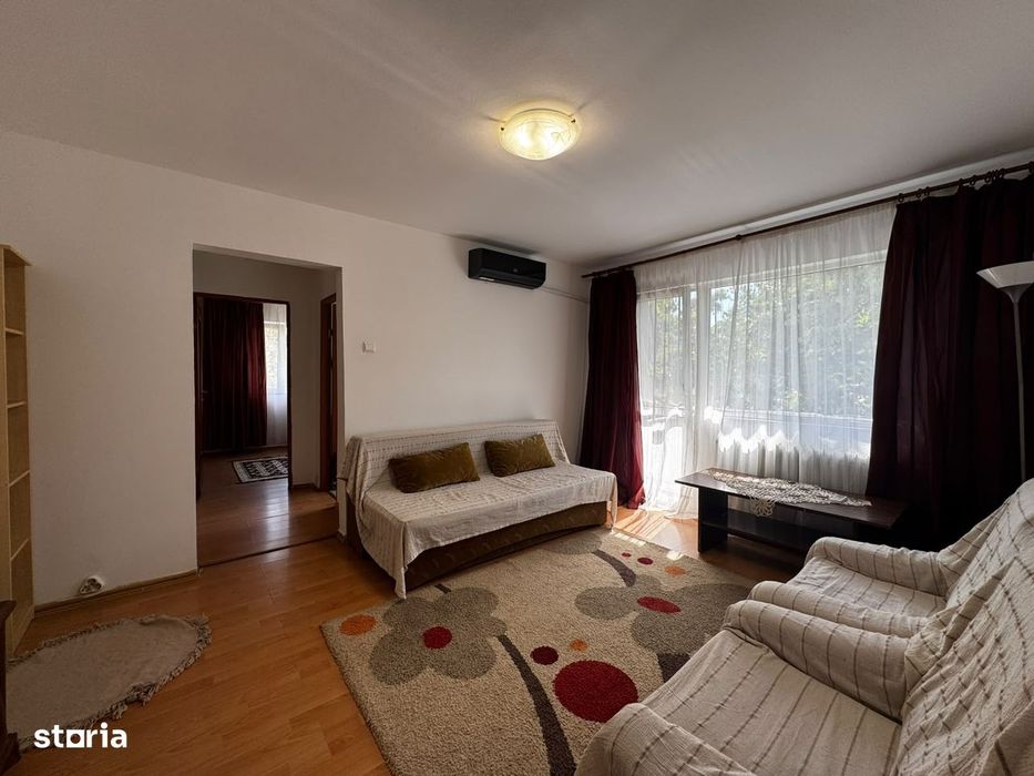 Apartament cu 3 camere Podu Ros Blvd. Primaverii