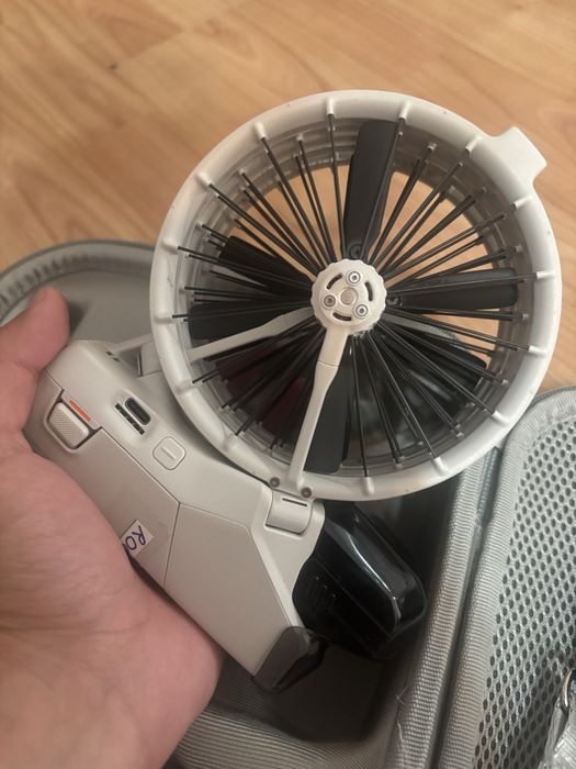 Vand Drona DJI Flip impecabila 10/10 + geanta transport cadou