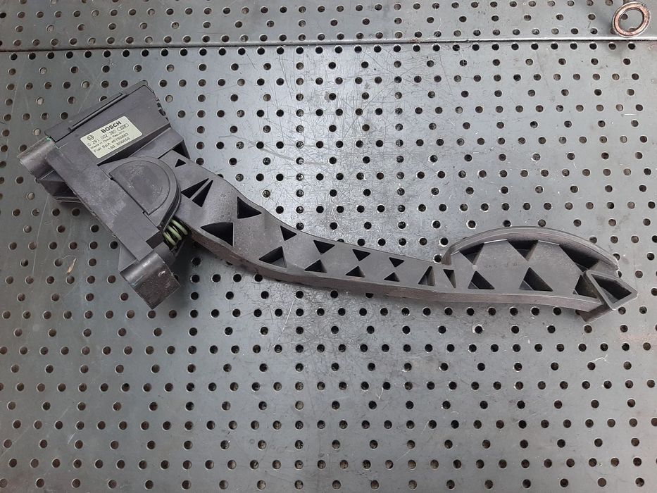 pedala acceleratie 1.9 jtd alfa romeo 147 937  0281002380