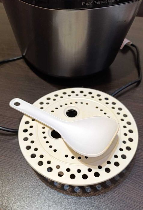 Мултикукър Philips HD2151/40