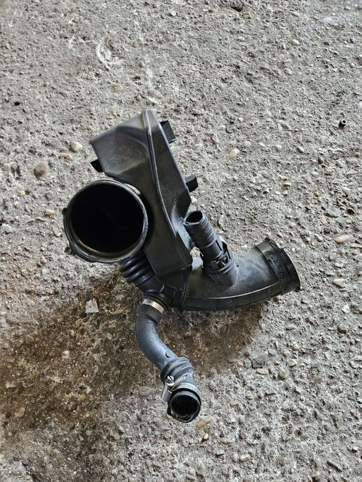 Rezonator aer bmw f10 f11 f25 f26 motor b47