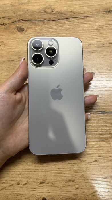iPhone 15 Pro Max 256 GB Natural Titanium