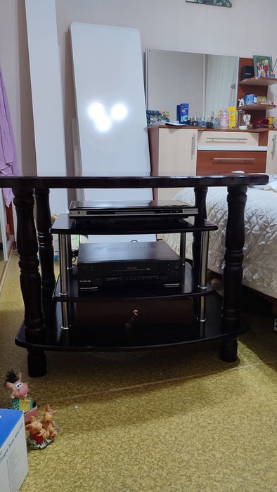 Тумба под телевизор