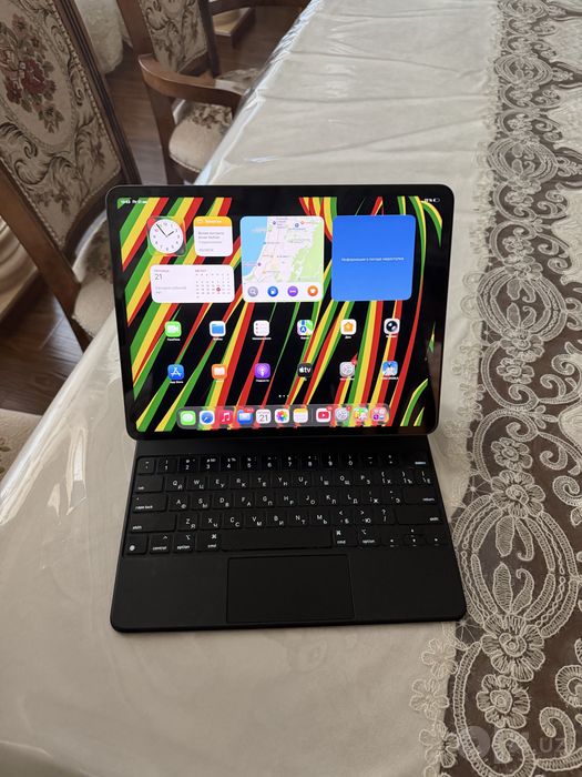 Продаю свою Ipad 12.9 дюм M1 128 GB