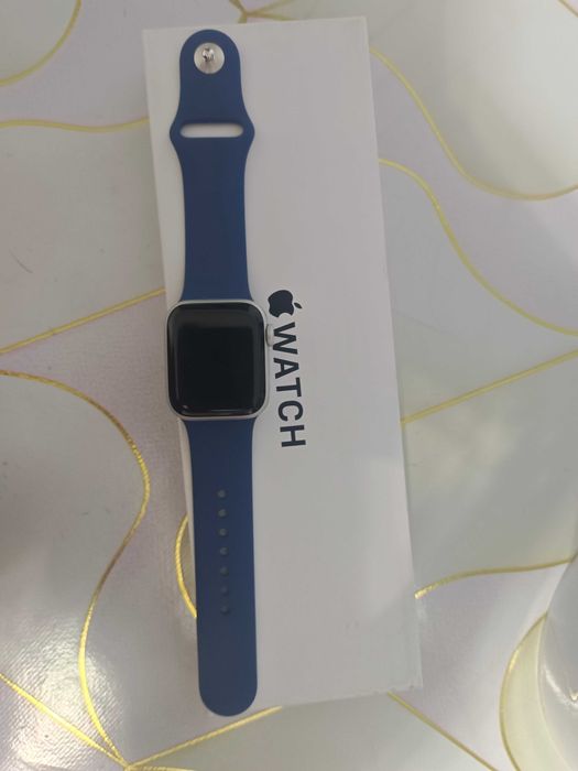 Apple watch se новые смарт часы