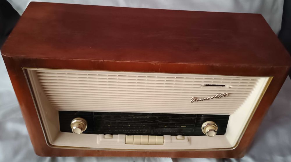 Aparat radio WEIMAR 4680