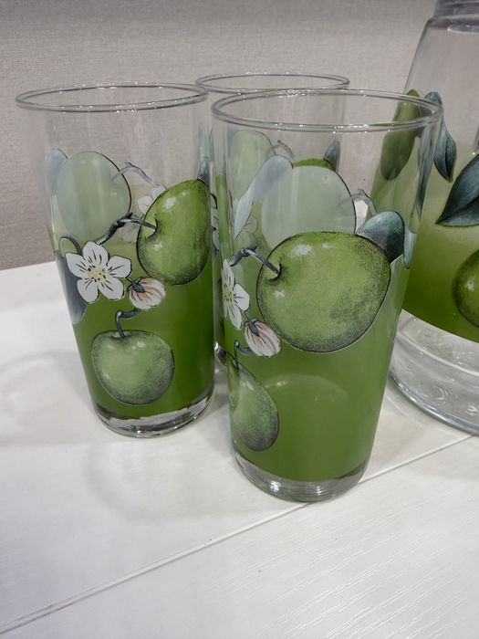 Графин со станами