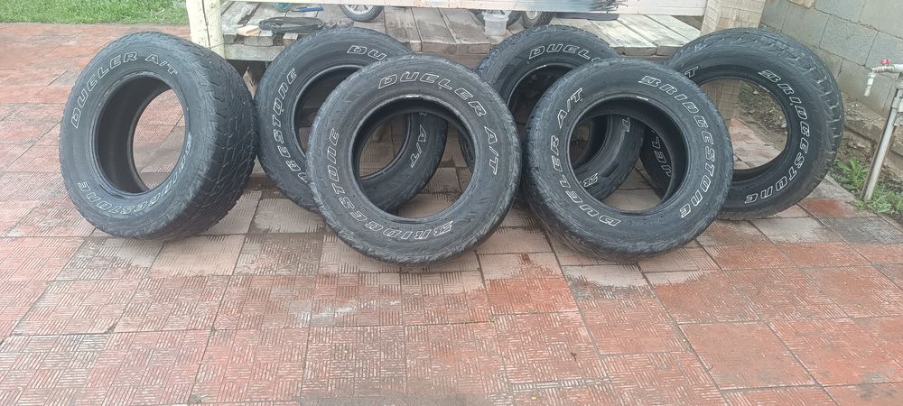 Продам резины 2шт A/T