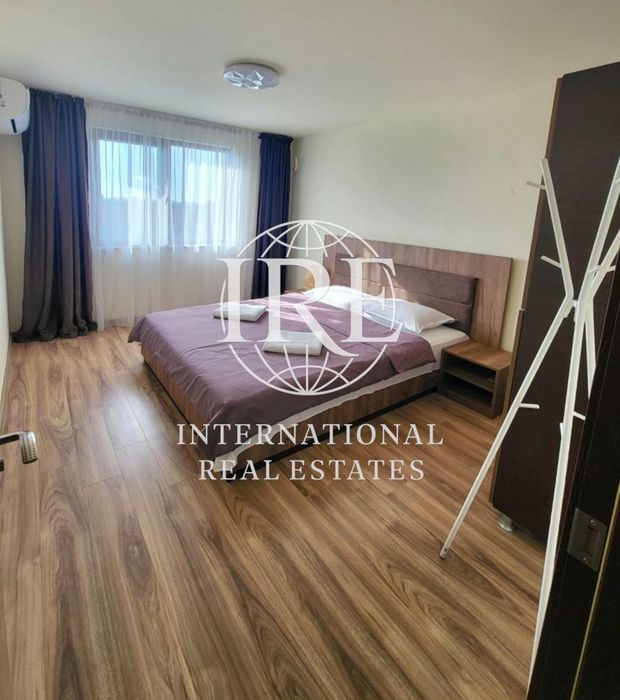 Двустаен апартамент за продажба само на метри от морето и плажа!