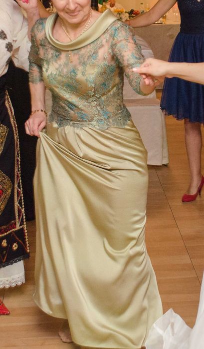 rochie ocazie satin si dantela