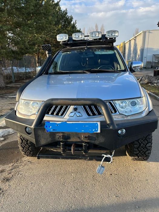 Mitsubishi L200