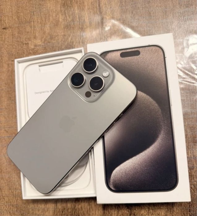 Айфон 15 про мах на 256гб