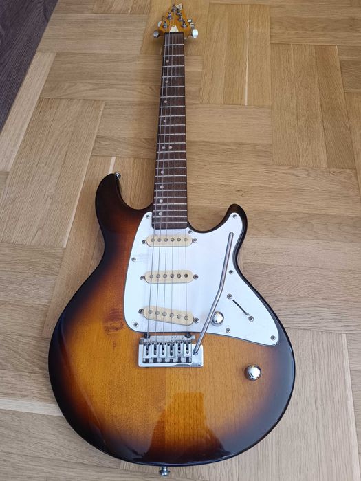 Електрическа китара Starfield (втора марка на Ibanez)