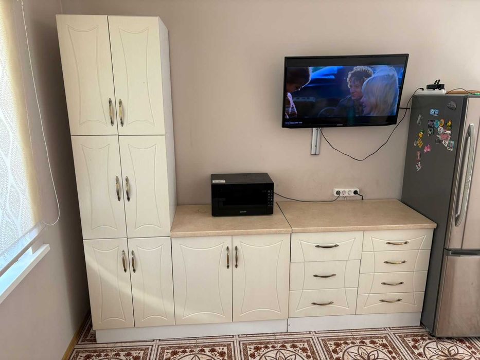 Мебель кухонная, б/у.