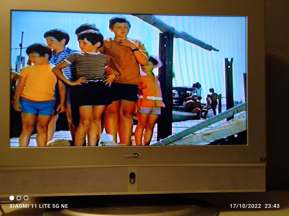 Телевизор  hanseatic модел   LC32-200S