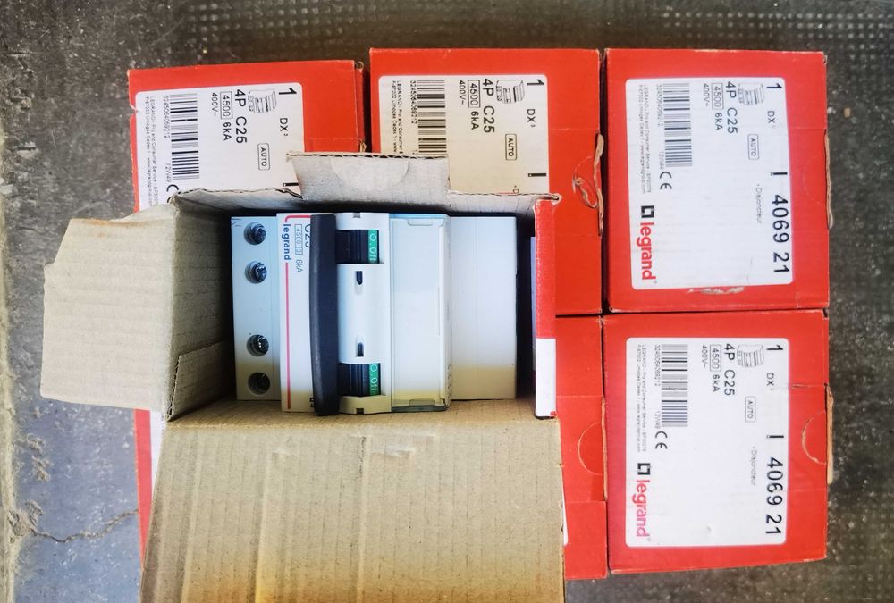 Legrand transformatori si sigurante automate