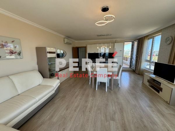 Продава се Тристаен апартамент в Бургас, Сарафово - 119 кв.м за 1807 €/кв.м - Снимка #2