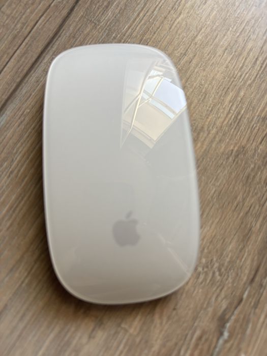 Apple Magic Mouse original, culoarea argintie (Silver)