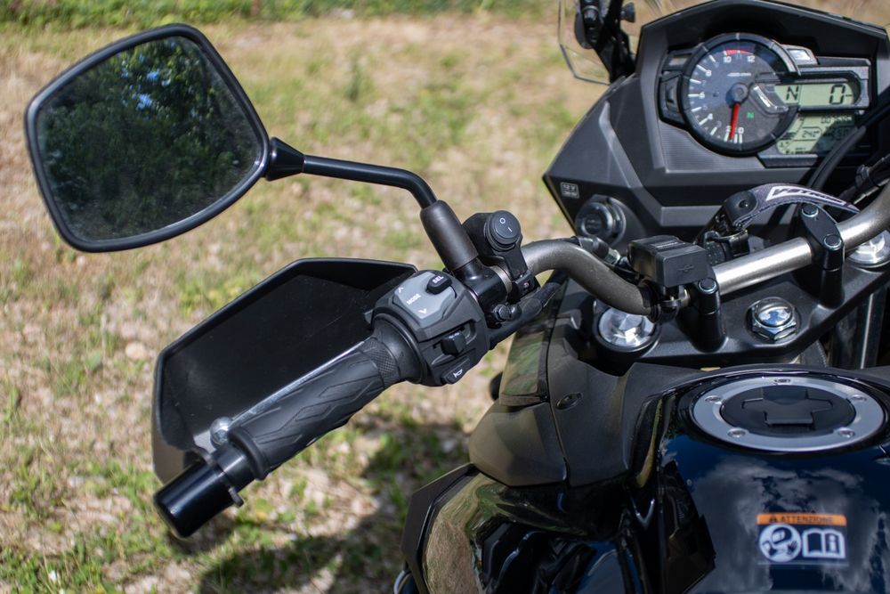 Suzuki V strom 650- 2025