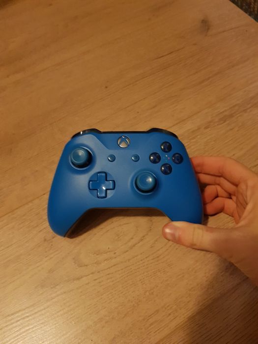 Controler Xbox albastru