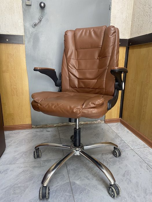 Продам офисный стул