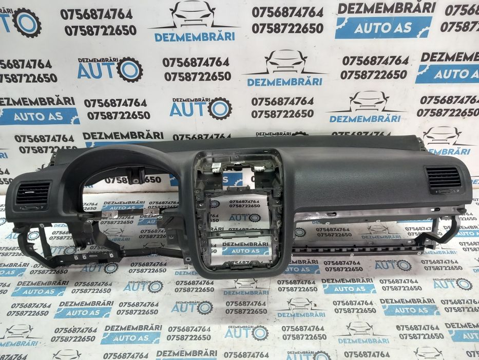 Plansa bord vw Golf 5 2006