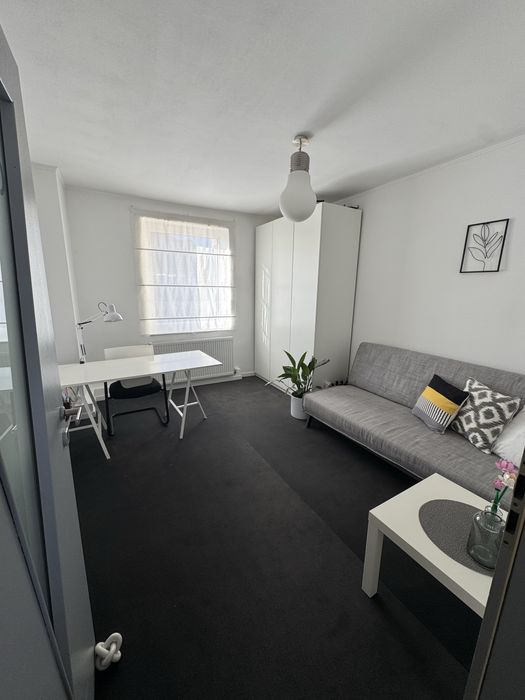 Proprietar vand apartament Centru Civic 4 camere , fara agentii