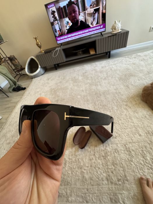 Солнцезащитные очки tom ford fausto ft0711