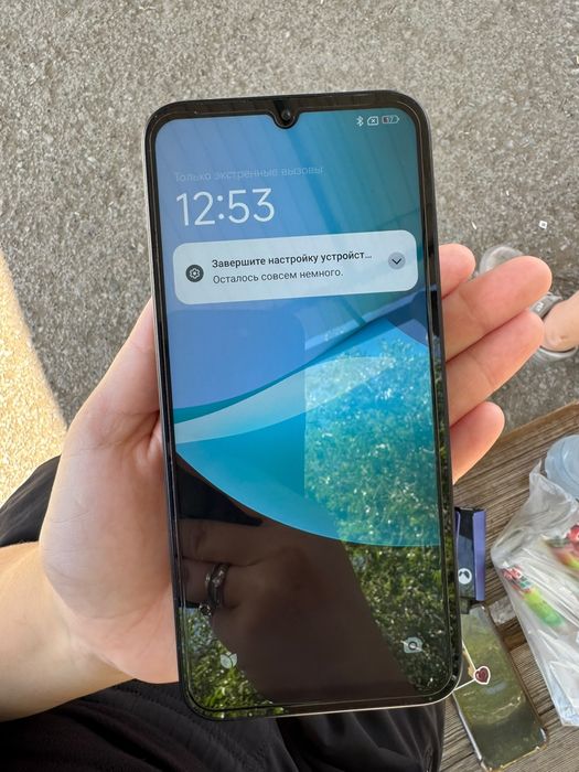 Продам телефон срочно