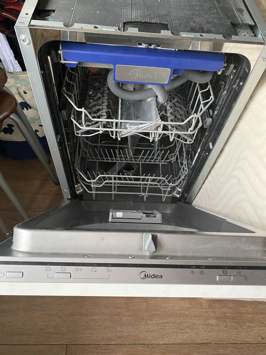 Посудомоечная машина Midea