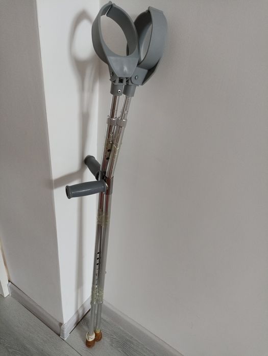 Продаётся костыль