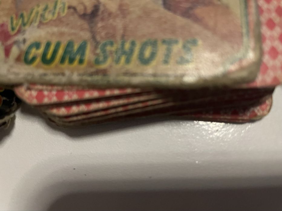 Joc de cărți pentru adulți