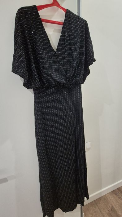 Продам платья s/m