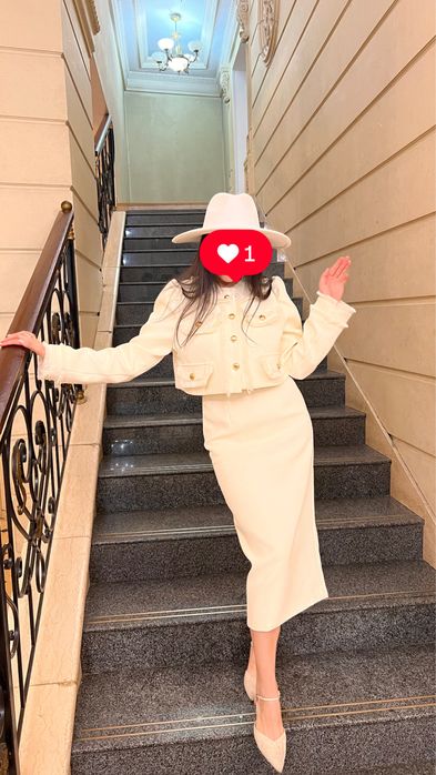 Продам двойку костюм