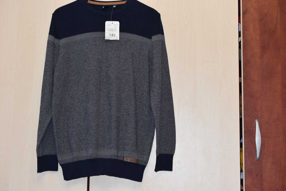 НОВА Блуза детска LCW WAIKIKI TEEN размер S плетена тъмносин цвят