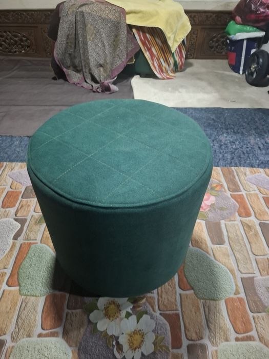 Продаётся пуфики