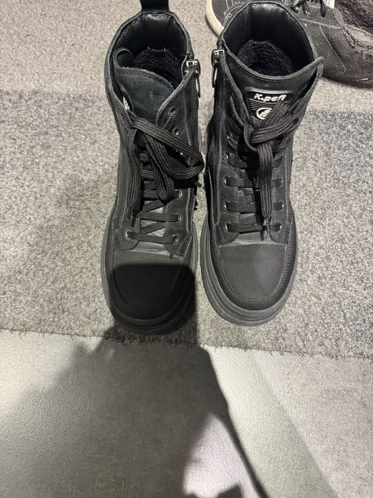 Ботинки утепленные