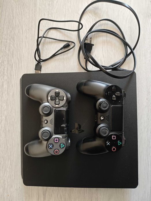 Playstation 4 Slim 500Gb - 9.60, Golden Hen