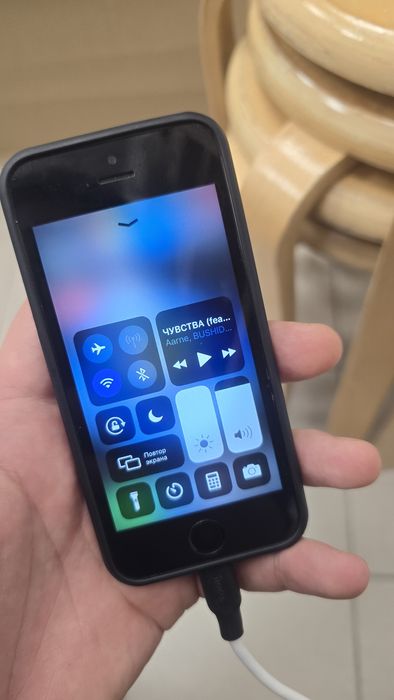 Продам iphone 5s